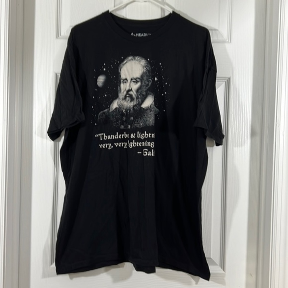 Galileo mens black&white short sleeve teeshirt $5/25